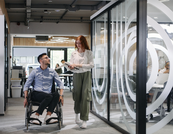 UNE publica en español el estándar global ISO para fomentar la diversidad e inclusión en las organizaciones
