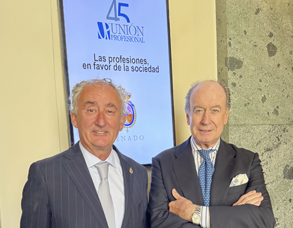 UNE, con Unión Profesional en su 45 aniversario
