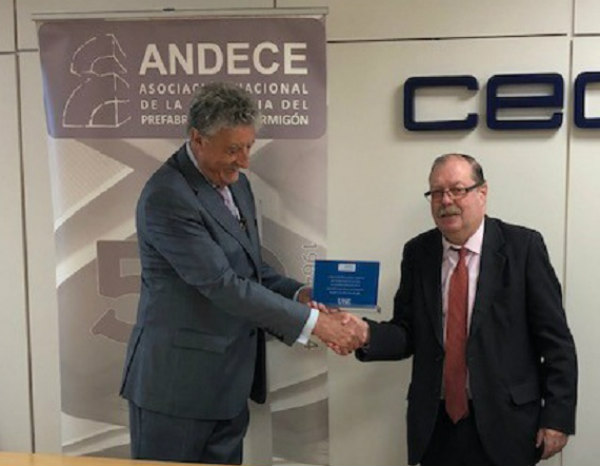 Reconocimiento a ANDECE