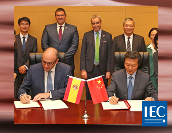 UNE firma un acuerdo en China para impulsar las exportaciones españolas 
