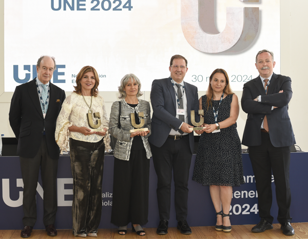 UNE entrega los Premios de Normalización 2024