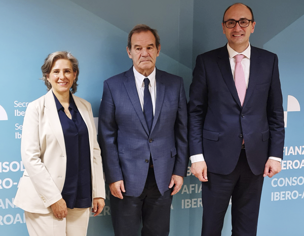 UNE, SEGIB y COPANT potencian la colaboración en normalización
